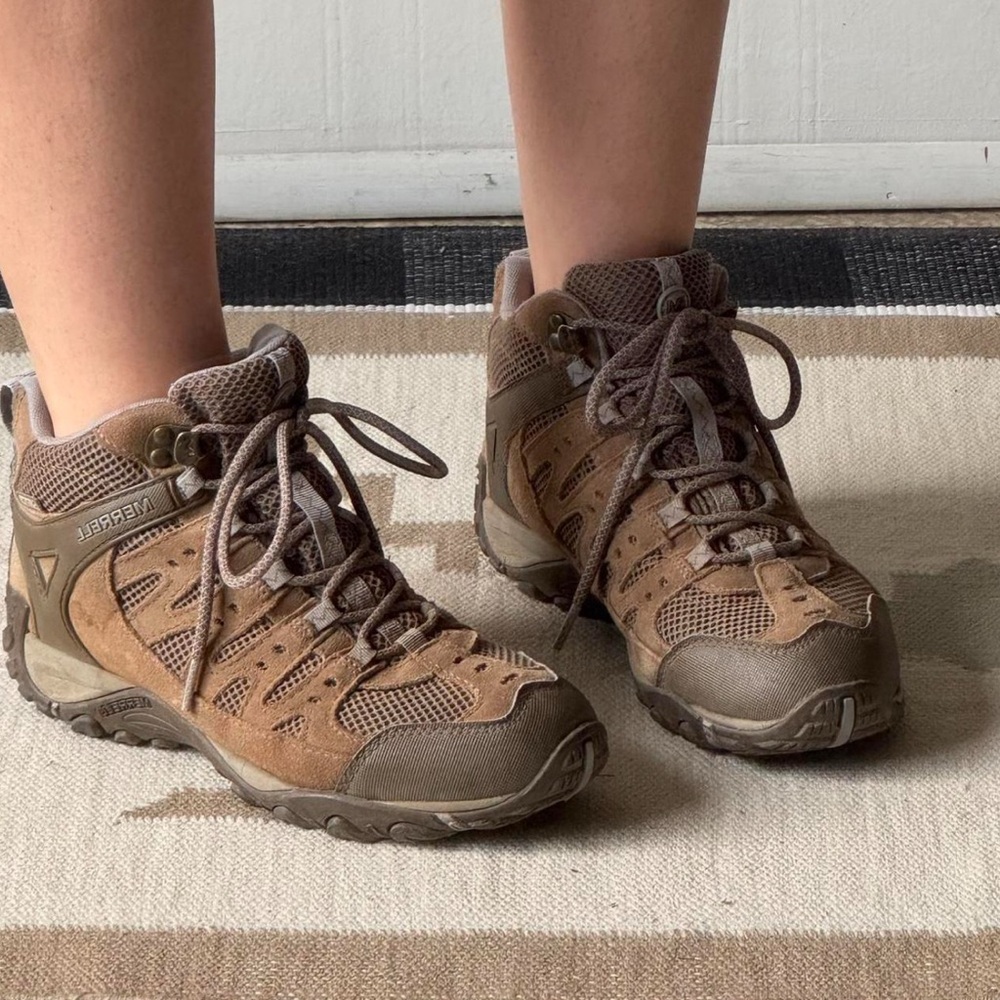 Merrell Men's Tan and Brown Hiking Boots - Picture 3 of 4